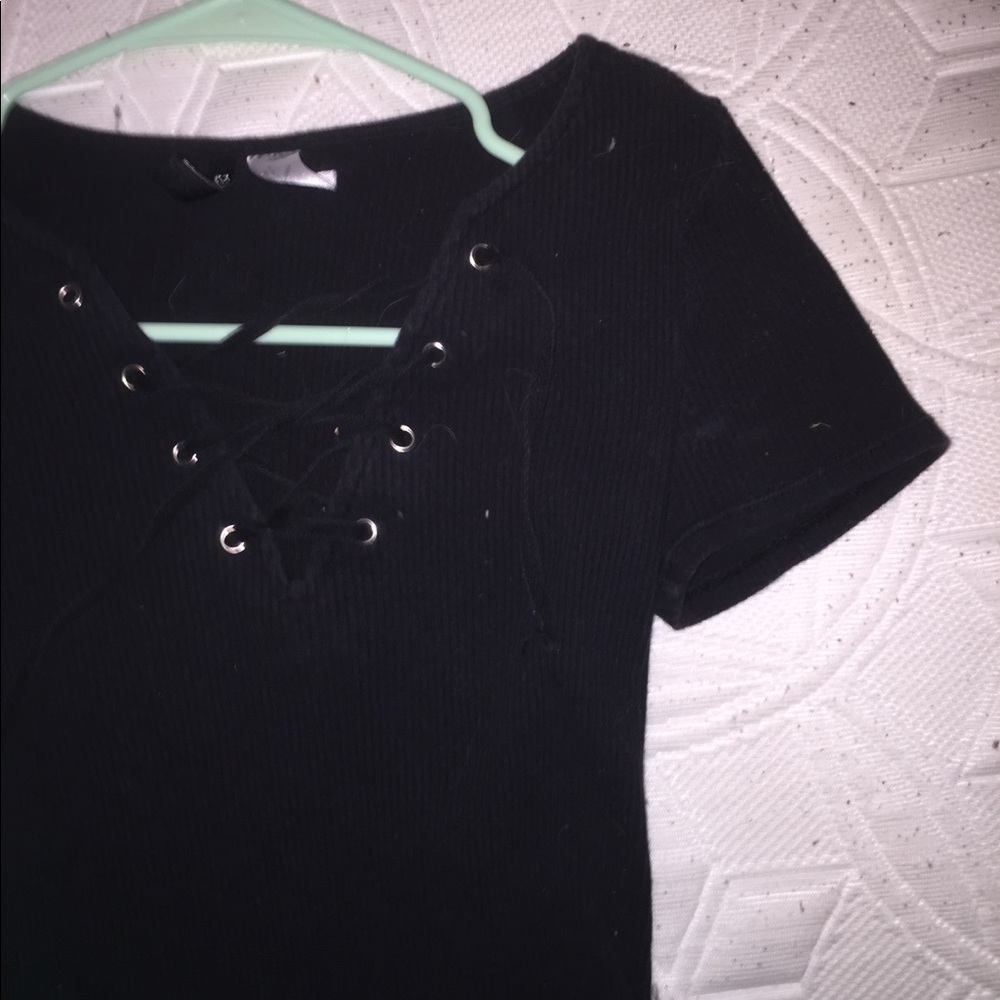 Black cross cross top